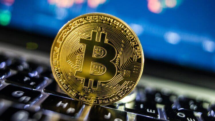 Welcome 2021: A Bitcoin is worth $40,000 in January