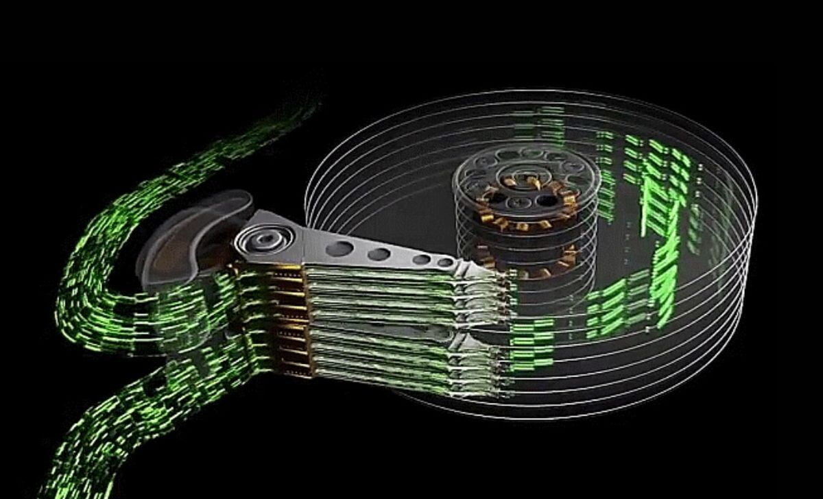 A Seagate terá discos rígidos de 100 TB em 2030 graças à tecnologia HAMR