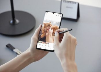 Como ocultar aplicativos em seu telefone Samsung com One UI 3.0?